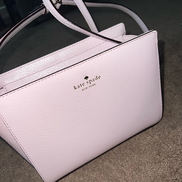 kate spade Handbags - Kate Spade Crossbody Purse